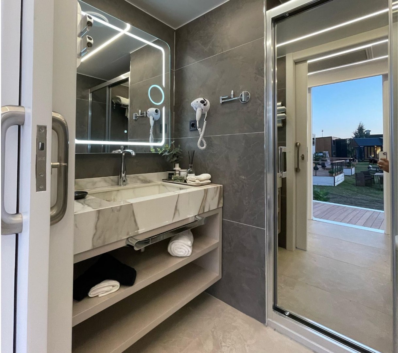 Abra Capsule A2 Abra Capsule A2