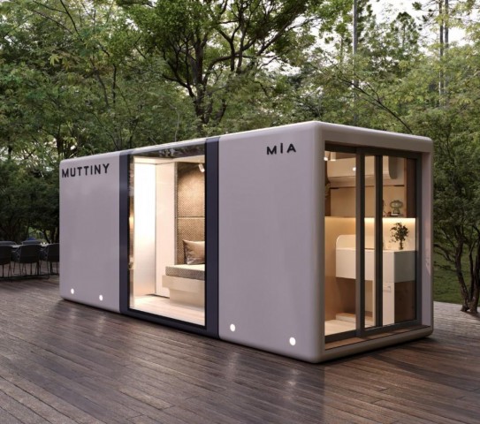 Mia