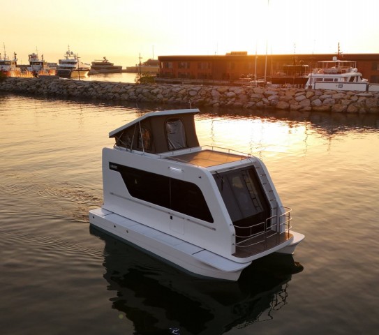 MT Yüzen Ev 4*