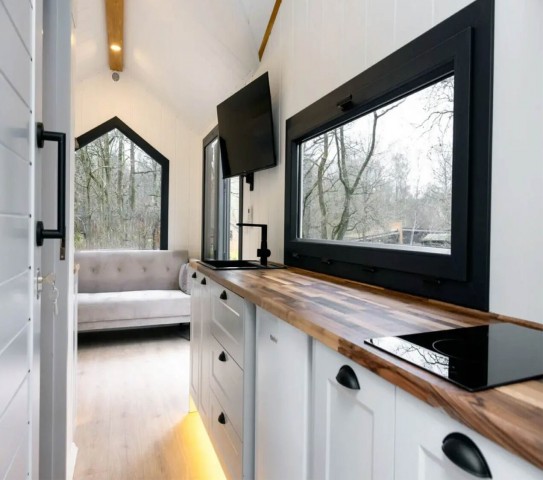 Muttiny Cozy Tiny House