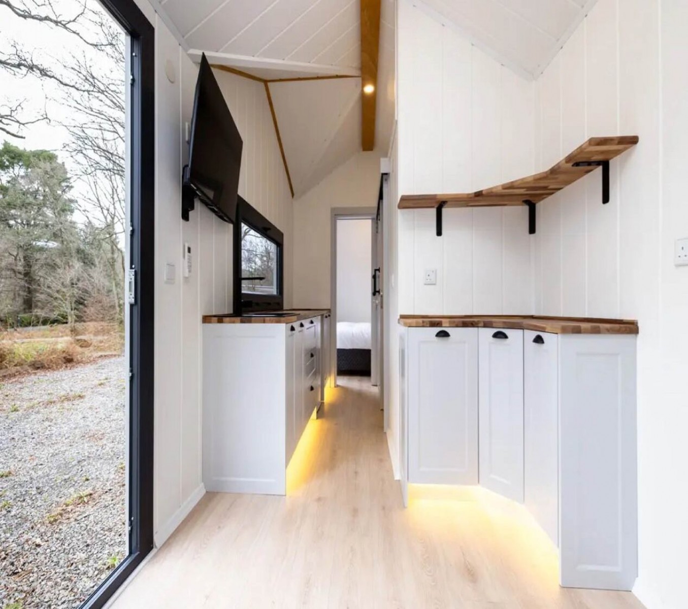 Muttiny Cozy Tiny House